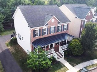 2028 Milford Ln, Harleysville, PA 19438