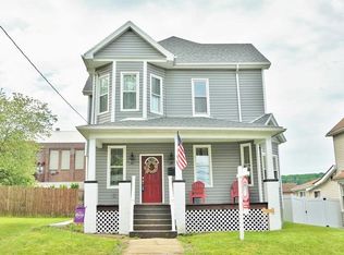 115 Spring Ave, Ellwood City, PA 16117