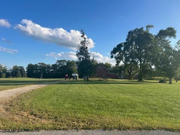 10148 W Elmore Eastern Rd, Oak Harbor, OH 43449