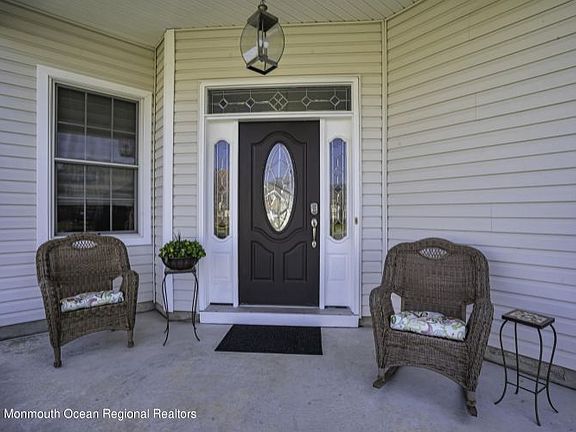 4th image of 52 Eagleswood Dr