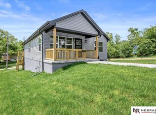 4526 N 40th St, Omaha, NE 68111