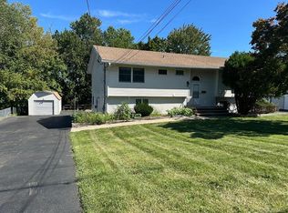 83 Lester Dr #83, Tappan, NY 10983