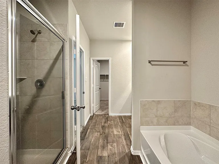 5410 Pembrokeshire Cir — Photo 14