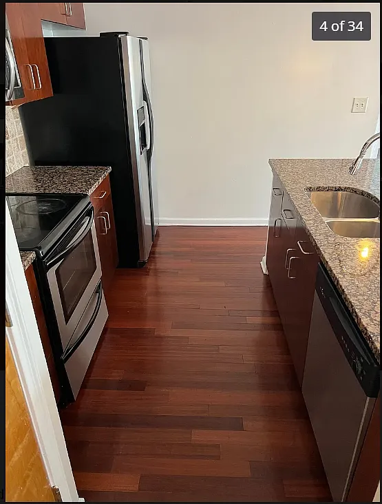 2 bed, 1019 sqft, $2,000 — Photo 2