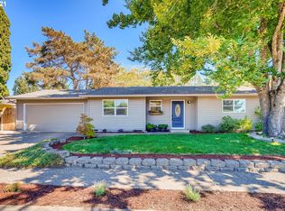 3805 E Madrona Dr, Newberg, OR 97132