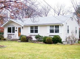 34 Donnell Rd, East Walpole, MA 02032