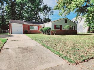 30 Greenwell Dr, Hampton, VA 23666