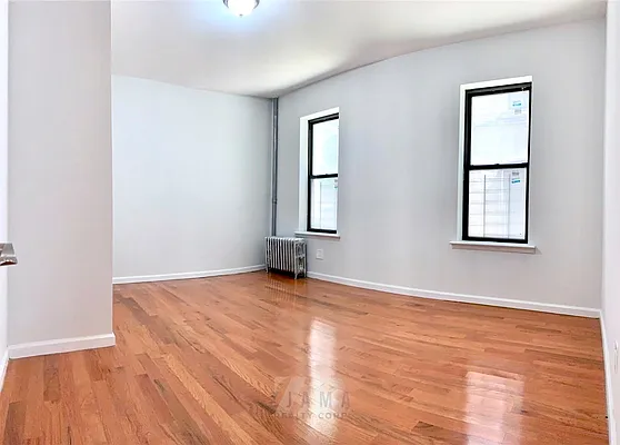 Rented by Zjama Realty Corp | media 5