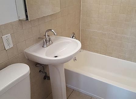 2nd image of 1240 Morrison Ave APT 12M