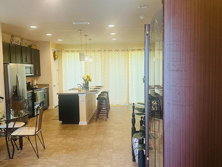 12573 Green Meadow Dr — Photo 10