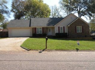 114 Fieldbrook Dr, Enterprise, AL 36330