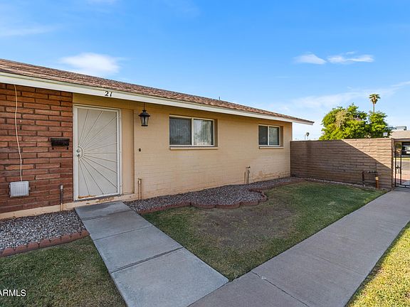 4th image of 711 E LAUREL Drive #21