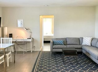 2901 Riomar St APT 302, Fort Lauderdale, FL 33304