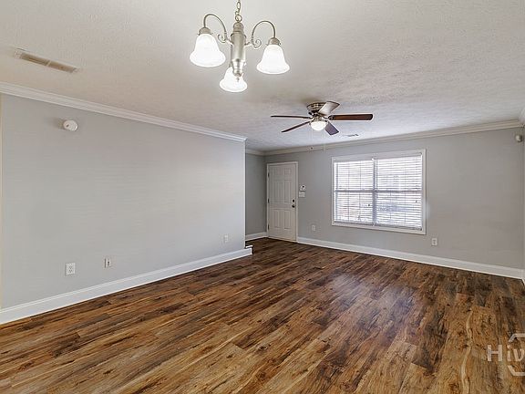 5th image of 105 Westchester Drive #E5