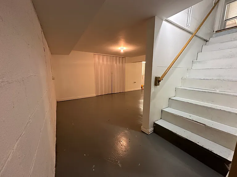 815 Violet Pl — Photo 32