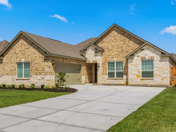 14001 Starboard Reach Dr, Santa Fe, TX 77510