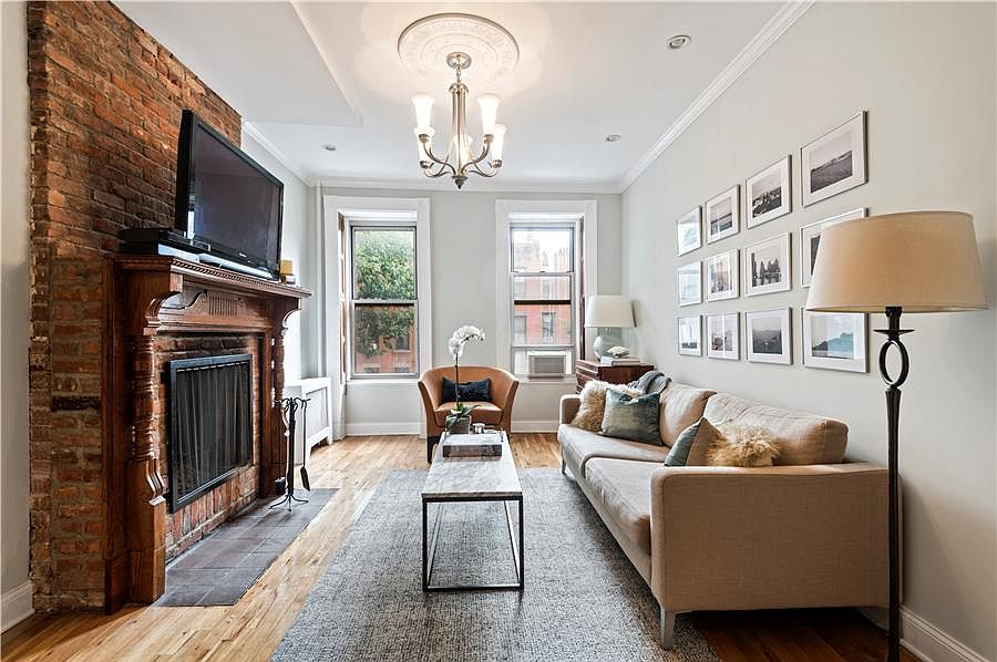 1st image of 454 11th St APT 2R