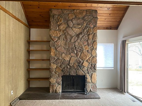 5th image of 2652 S Xanadu Way Unit A