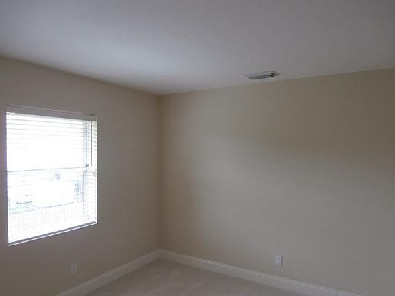 4th image of 5456 NW Empress Cir