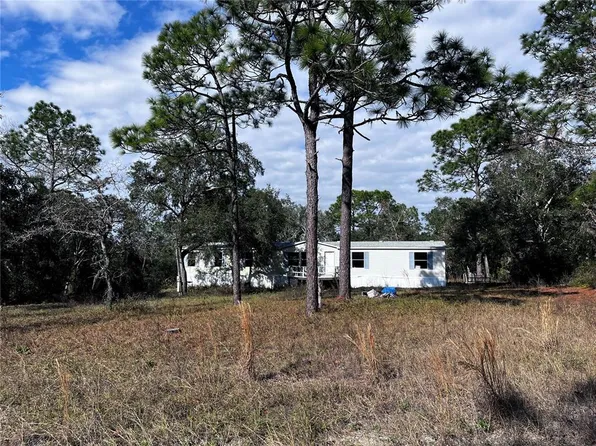 5273 W Starburst Ln, Homosassa, FL 34446