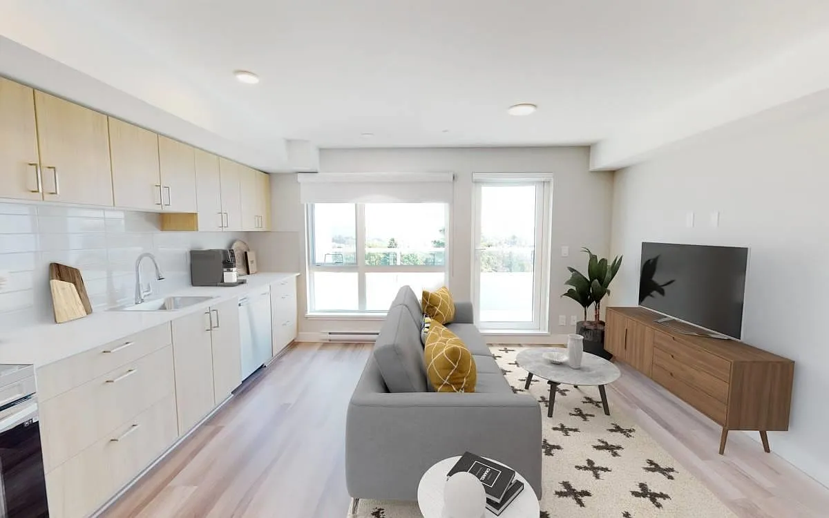 408 E Columbia St — Photo 3
