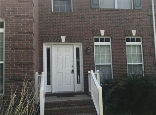 6109 High View Rd, Greensboro, NC 27410