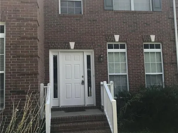 6109 High View Rd, Greensboro, NC 27410