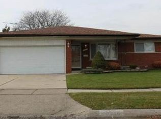 30241 Valenti Dr, Warren, MI 48088