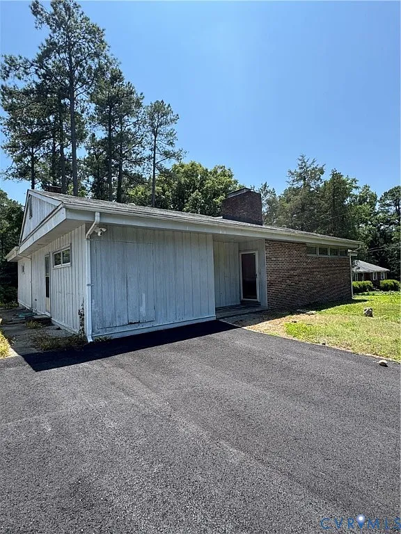 3 bed, 2.0 bath, 1492 sqft, $2,450 — Photo 3