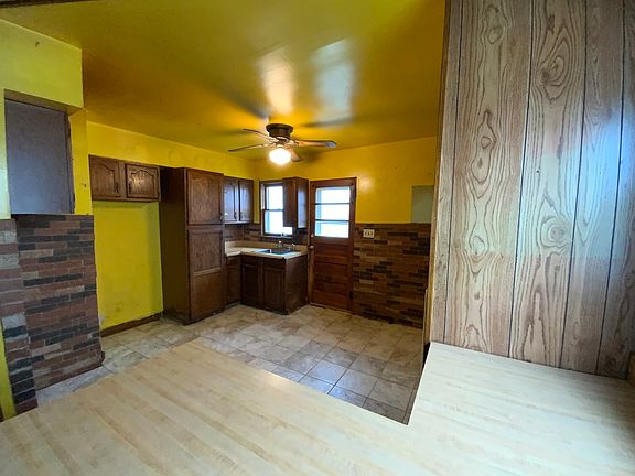 5th image of 622 Oakwood Ave