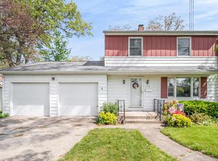 914 W Lawrence St, Mishawaka, IN 46545