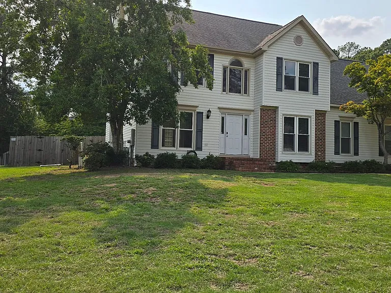 4488 Penhurst Ct — Photo 3