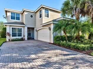 2107 Isla De Palma Cir, Naples, FL 34119