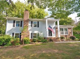 3321 Colony Dr, Jamestown, NC 27282