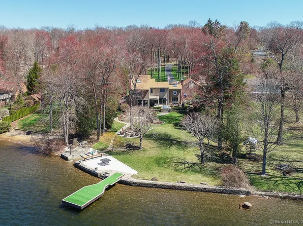 658 Wolcott Road, Bristol, CT 06010