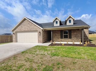943 Maple View St, Springdale, AR 72762