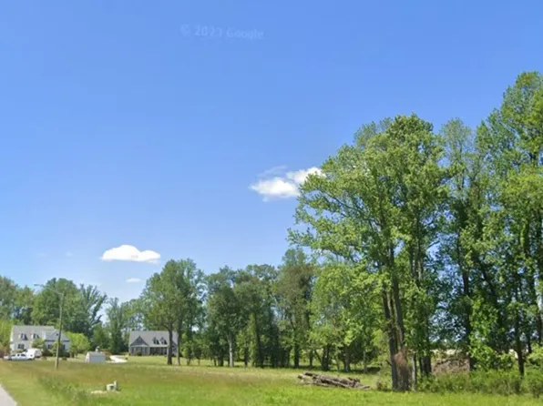 2629 Berry Hill Court, Grimesland, NC 27837