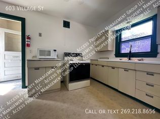 603 Village St, Kalamazoo, MI 49008
