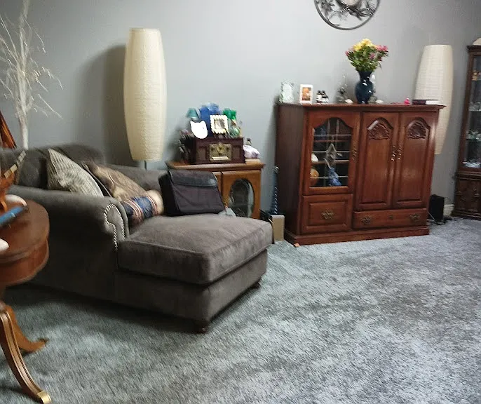 110 Colony South Dr — Photo 2