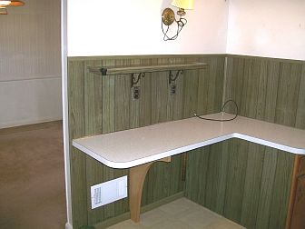 Breakfast Bar in Kitchen