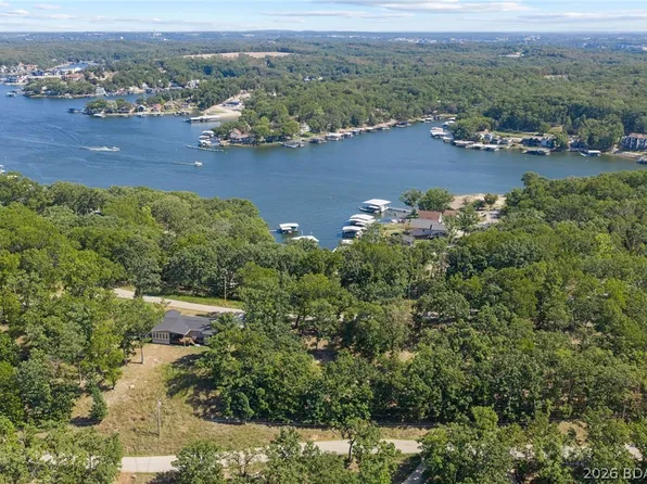 4-5 Chimney Point #6, Sunrise Beach, MO 65079