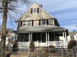 475 Eaton St, Providence, RI 02908