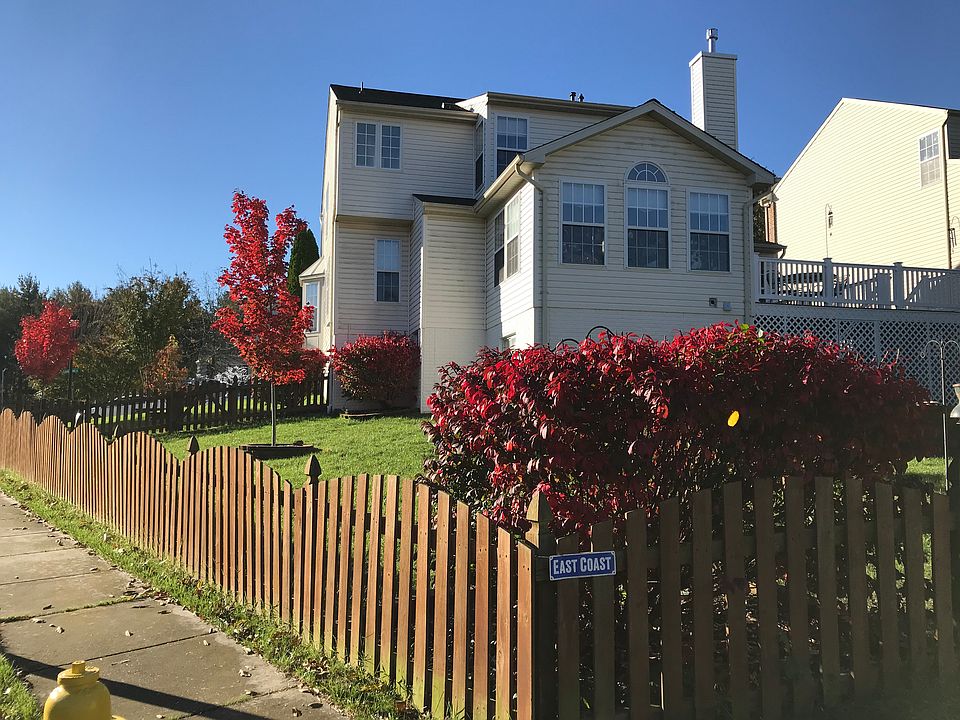 2nd image of 1308 Lone Pine Trl