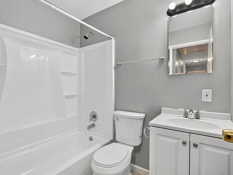3444 Woodpath Dr — Photo 15
