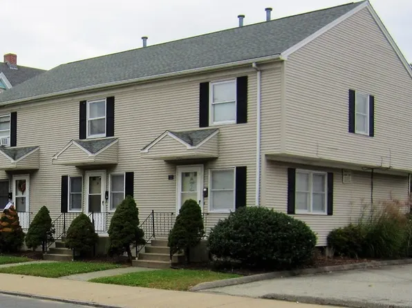 26 White St #26, Springfield, MA 01108