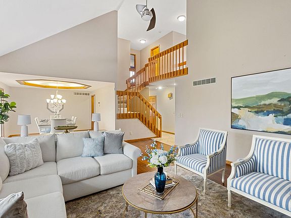 4th image of 51630 Pebble Brooke Dr