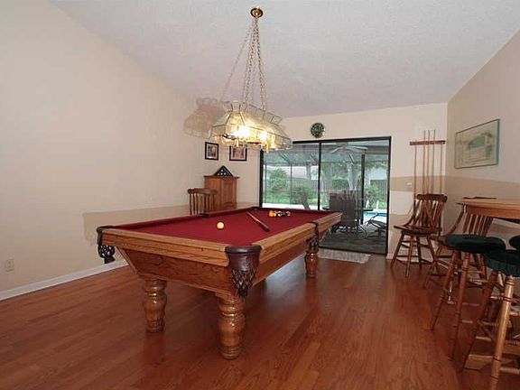 3rd image of 1718 Tall Pine Cir