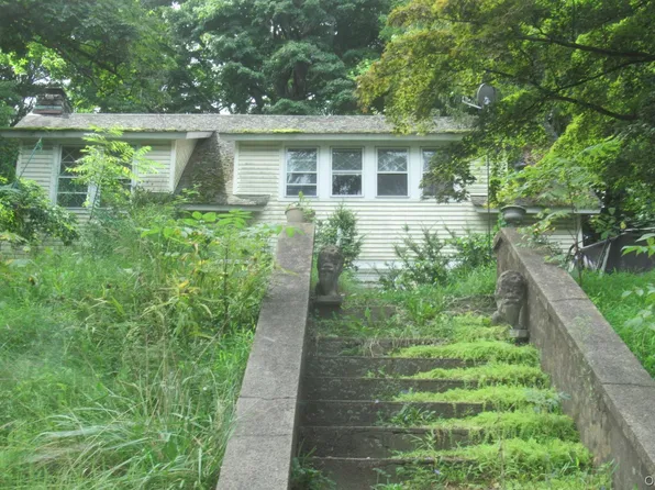 301 Route 32, Central Valley, NY 10917