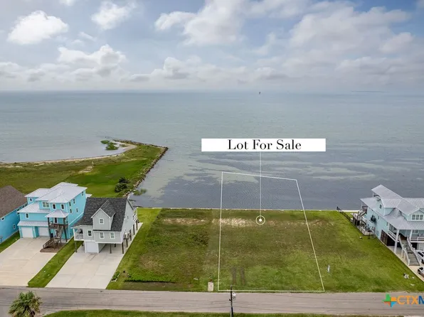 Park St, Pt O Connor, TX 77982