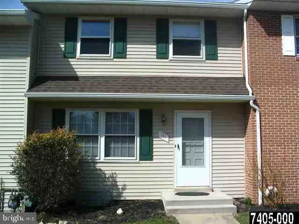 131 Fox Run Dr #131, York, PA 17403